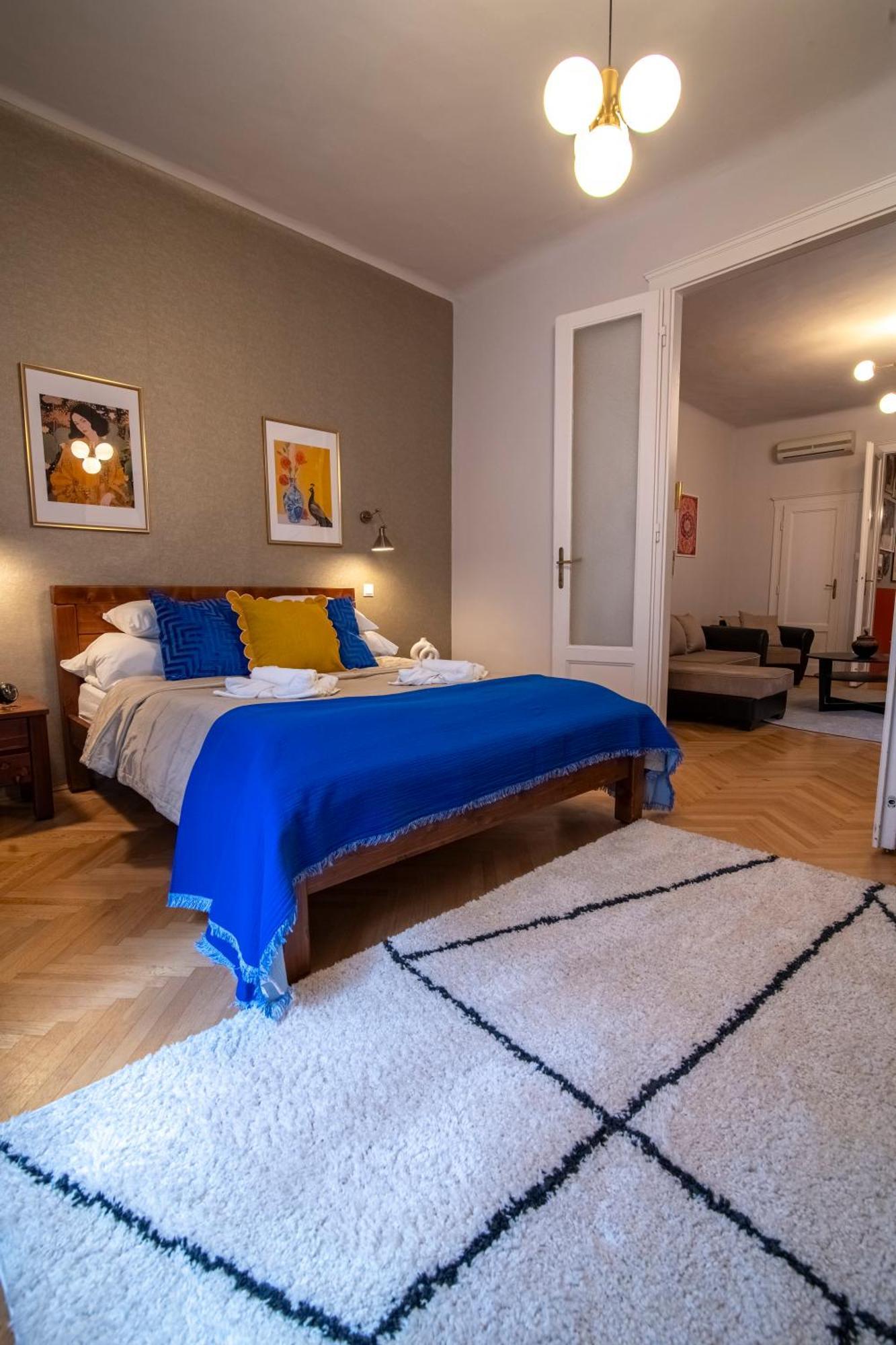 Be A Budapester Екстер'єр фото