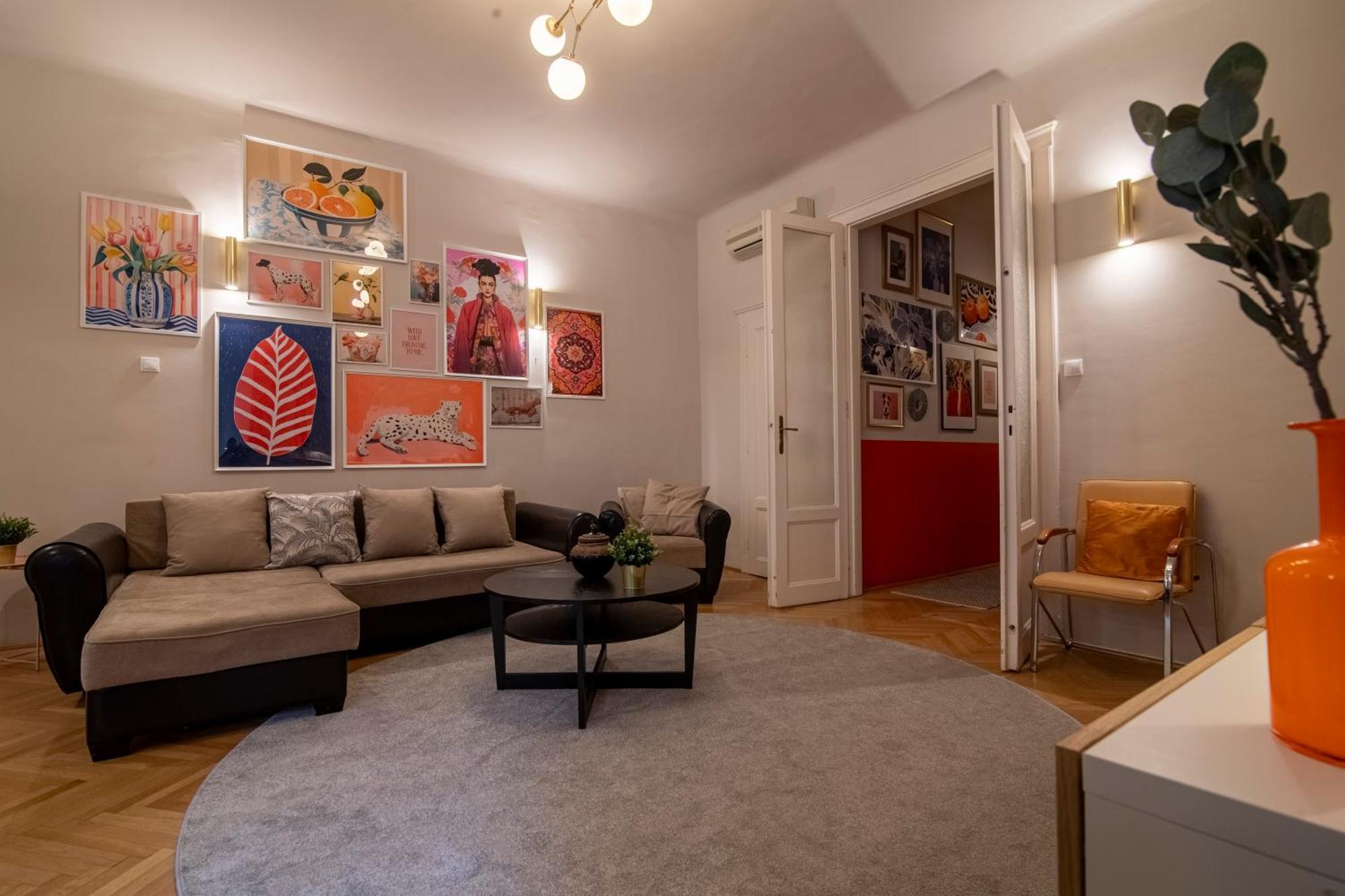 Be A Budapester Екстер'єр фото